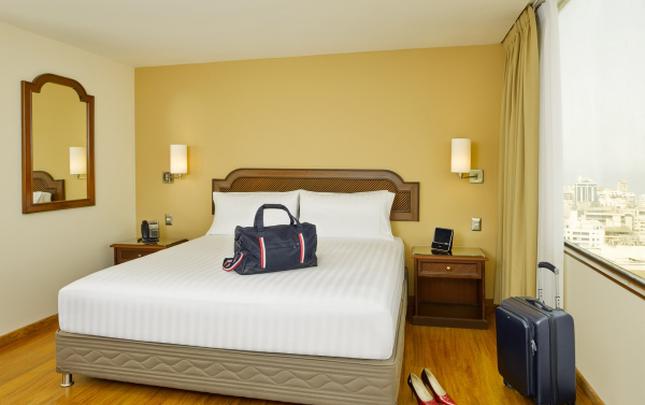 Junior Suite King Bed Hotel ESTELAR Miraflores Miraflores