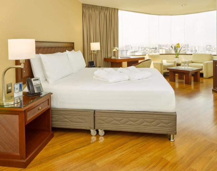 Premium Suite King Bed Hotel ESTELAR Miraflores Miraflores